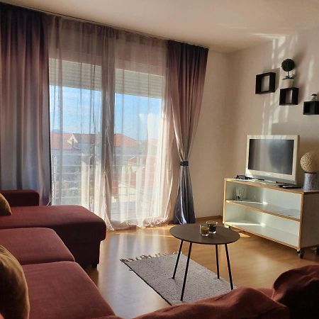 Cozy Two-Bedroom Apartment Zadar Buitenkant foto