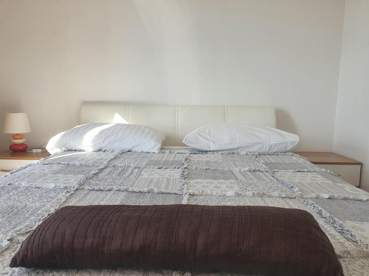 Cozy Two-Bedroom Apartment Zadar Buitenkant foto